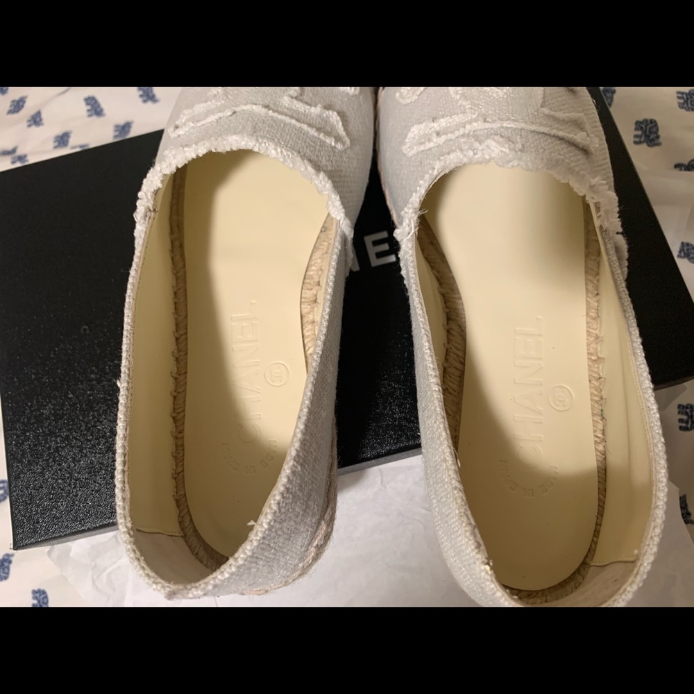 NWT 100% authentic Chanel canvas espadrilles - Picture 5 of 11